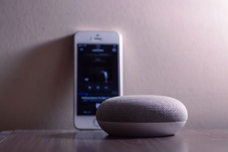 smart speaker per ricerca vocale